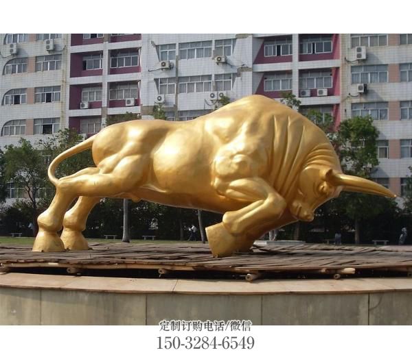 东方风景区开荒牛雕塑 售楼处广场雕塑 仿古摆件 东方风景区开荒牛雕塑 售楼处广场雕塑 仿古摆件